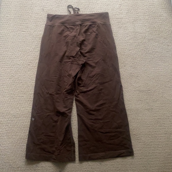 Lululemon cropped pants. - Picture 2 of 2